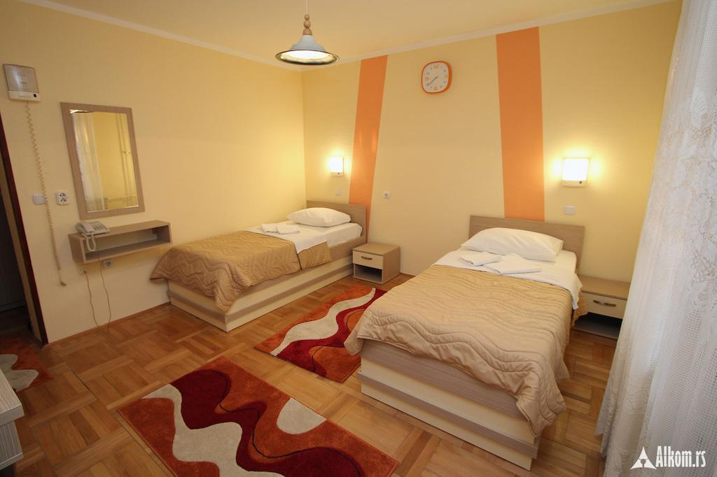Hotel Extra Lion Md Ni Cameră foto