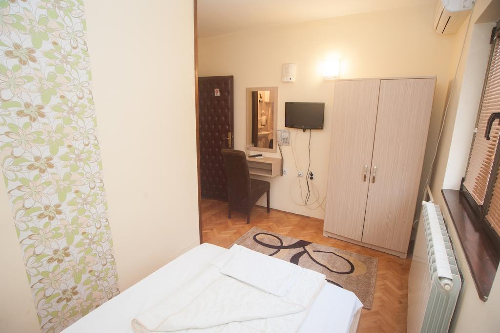 Hotel Extra Lion Md Ni Cameră foto